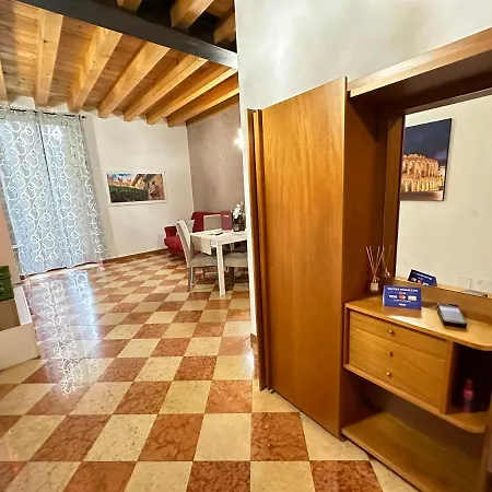 Imperial Mazzini Centro 1 Apartment
